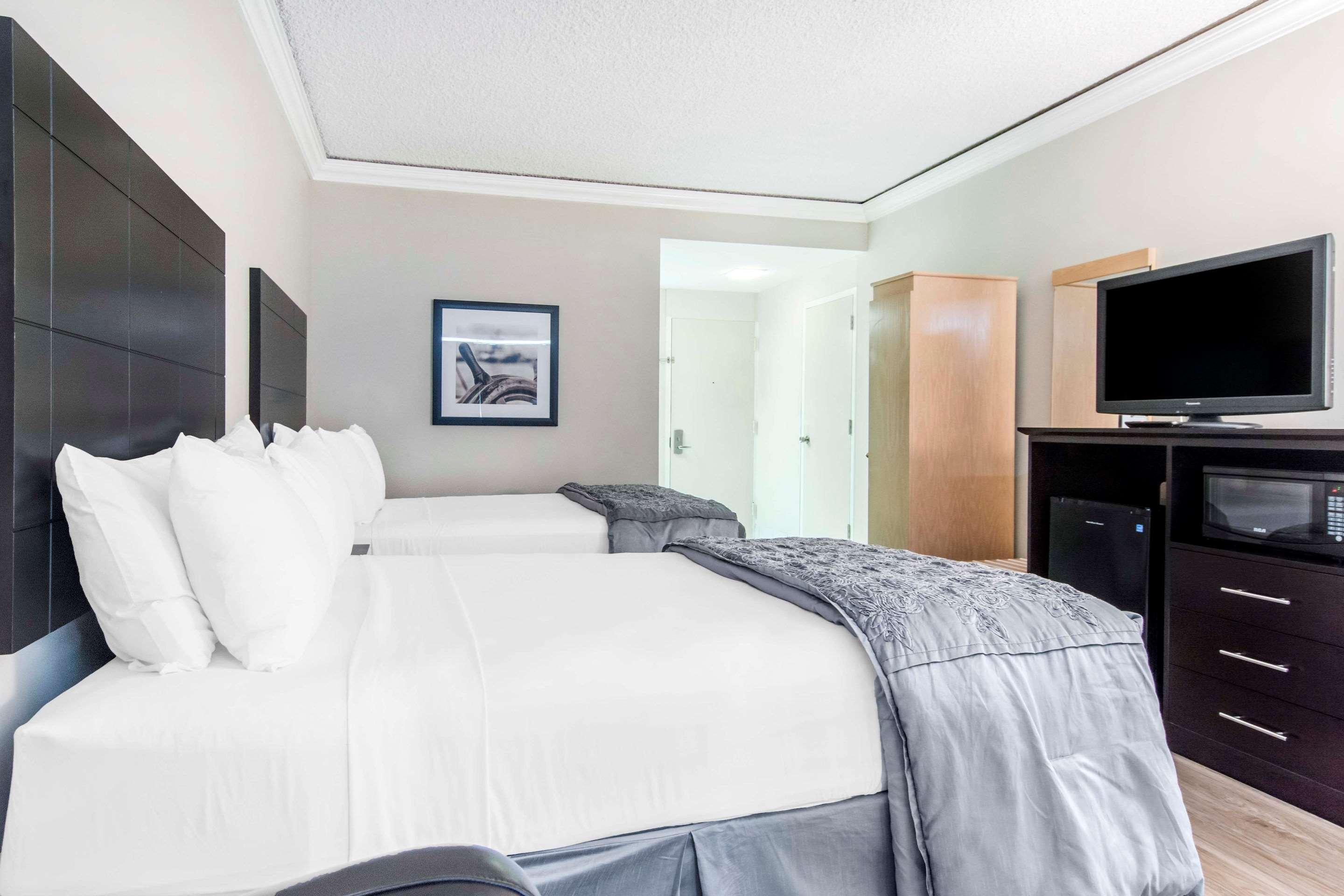 Travelodge By Wyndham Trois-Rivières エクステリア 写真