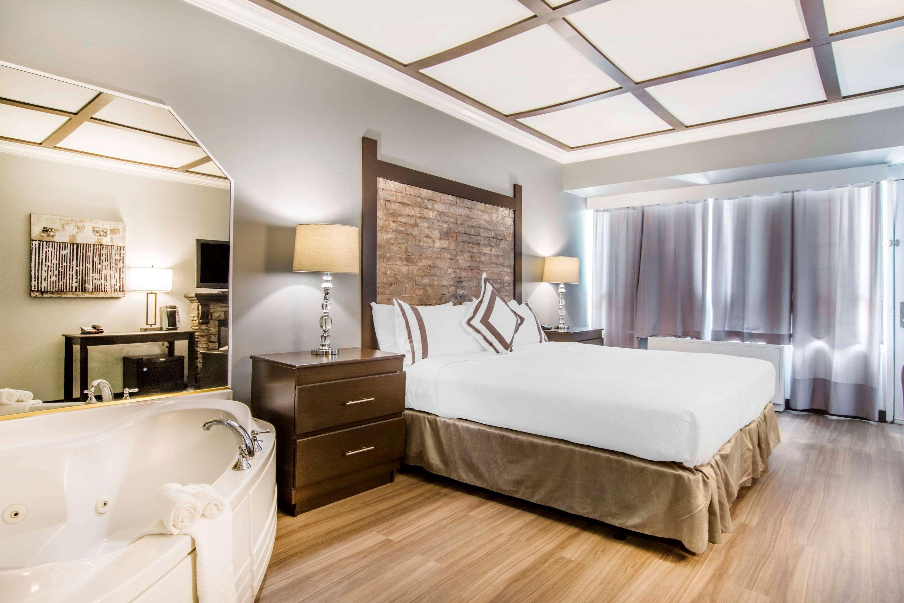 Travelodge By Wyndham Trois-Rivières エクステリア 写真